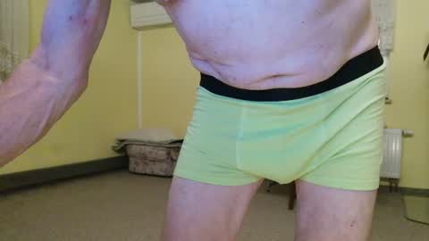 Snapshot of helvella chatting on 08-03-26, 09:18 Helvell online show from 08-03-26, 09:18