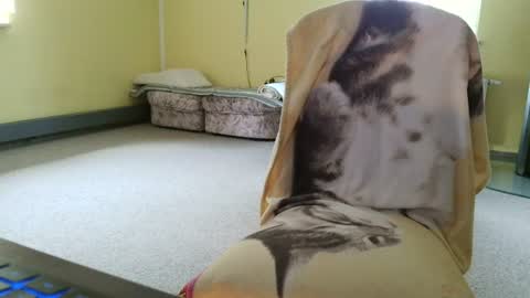 Snapshot of helvella chatting on 08-04-26, 11:35 Helvell online show from 08-04-26, 11:35