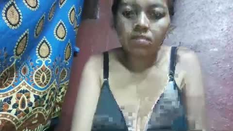 Snapshot of henitsaldy chatting on 09-27-25, 07:08 henitsaldy online show from 09-27-25, 07:08