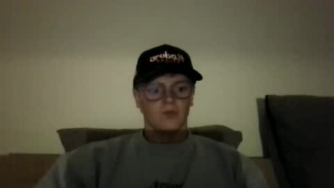 Snapshot of henrietje chatting on 05-19-26, 10:27 henrietje online show from 05-19-26, 10:27
