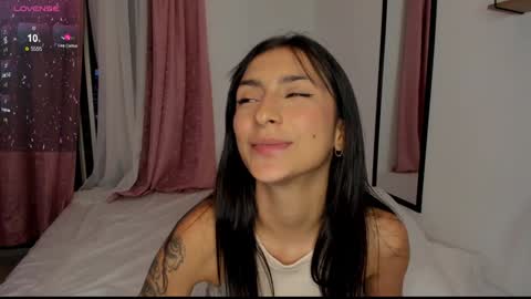 Hello I am Valentina independent Colombian model I love sensuality and pleasure welcome online show from 01-07-25, 12:24