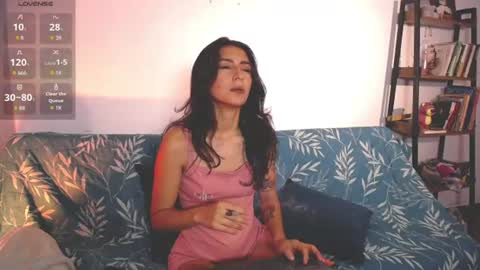Snapshot of hera_069 chatting on 06-28-26, 01:22 Hello I am Valentina independent Colombian model I love sensuality and pleasure welcome online show from 06-28-26, 01:22