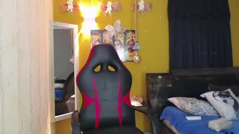 Snapshot of hera_divine chatting on 01-03-25, 09:47 HERA online show from 01-03-25, 09:47