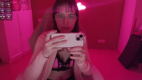 HeraLuna  online show from 01-11-25, 10:51