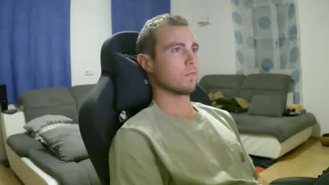 John Pearl online show from 12-05-25, 07:10