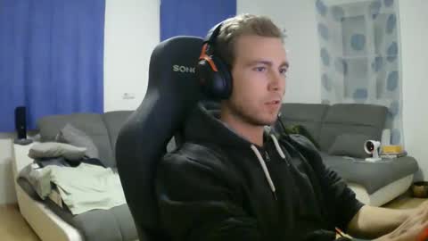 John Pearl online show from 04-04-26, 07:44