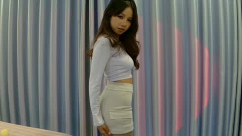 Snapshot of hersheys_aran chatting on 07-20-26, 07:44 Aran online show from 07-20-26, 07:44