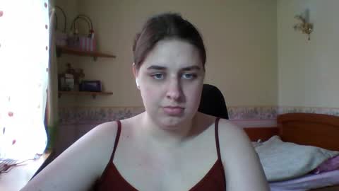 hess_luna_ online show from 04-03-26, 09:07