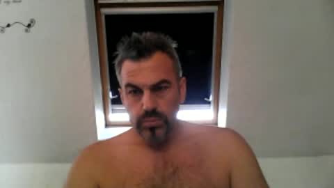 hessenboy_ffm online show from 06-18-26, 06:02