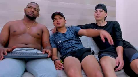 heteros men online show from 02-27-25, 07:47