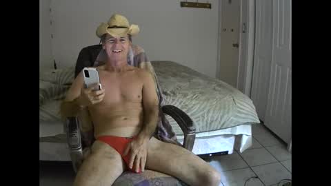 Snapshot of hewes1 chatting on 02-18-25, 05:31 hewes1 online show from 02-18-25, 05:31