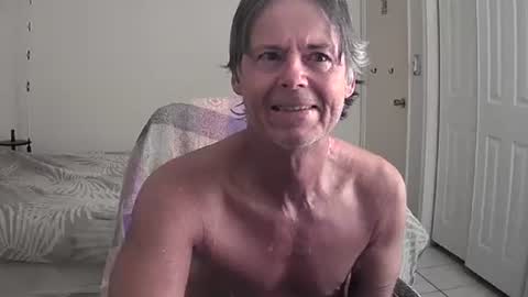 hewes1 online show from 03-18-26, 08:28