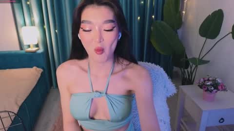 Audrey online show from 02-04-25, 02:53