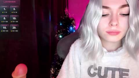 Snapshot of hey_nora_ chatting on 12-30-24, 03:13 Nora online show from 12-30-24, 03:13