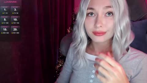 Snapshot of hey_nora_ chatting on 12-15-25, 01:59 Nora online show from 12-15-25, 01:59