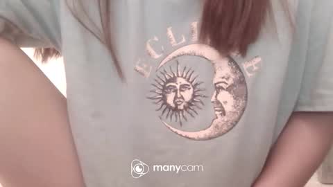 Snapshot of hey_venusxxx chatting on 10-05-25, 11:13 Venus online show from 10-05-25, 11:13