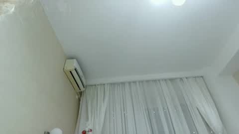 Heyheygrey online show from 12-17-25, 05:35