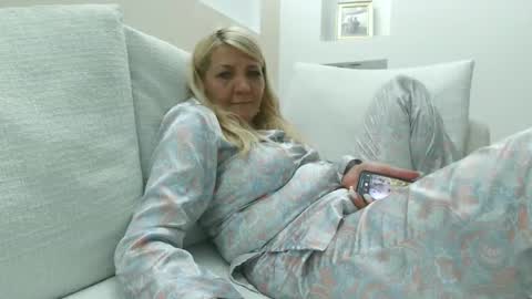 Heyheygrey online show from 05-21-26, 02:29