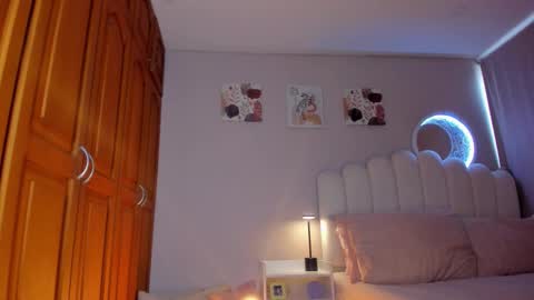 Martina Ricci Show schedule Monday to Friday 8am colombia time I work some weekends  online show from 01-13-26, 02:00