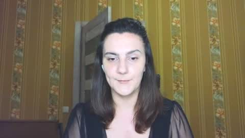 Snapshot of heyy_baddie chatting on 06-25-26, 01:27 Heyy baddie online show from 06-25-26, 01:27