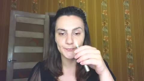 Snapshot of heyy_baddie chatting on 06-25-26, 05:12 Heyy baddie online show from 06-25-26, 05:12