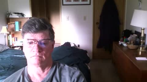 Snapshot of hg99too chatting on 05-20-26, 01:39 hg99too online show from 05-20-26, 01:39