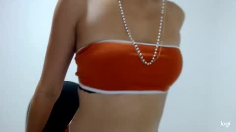 Snapshot of hhayek_eva7 chatting on 12-14-24, 12:33 Eva online show from 12-14-24, 12:33