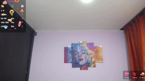 Snapshot of hi_allison chatting on 11-01-25, 02:24 Allison online show from 11-01-25, 02:24