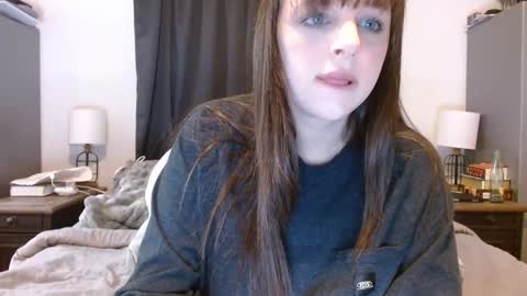 Paige online show from 03-02-26, 02:13