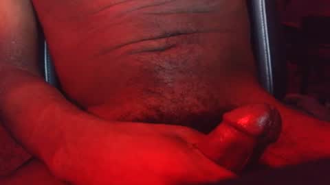 Snapshot of hickstj57 chatting on 07-18-26, 08:18 ishow2cumforU online show from 07-18-26, 08:18