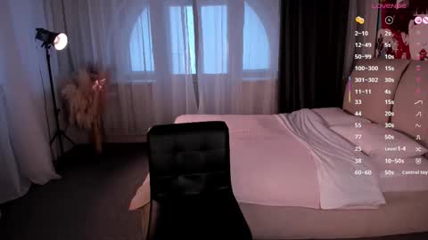 Snapshot of hidden_charm_ chatting on 02-12-26, 07:03 My name is Angelina but I like when you call me Angel online show from 02-12-26, 07:03