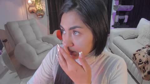 Snapshot of hiddenpassionxx chatting on 03-15-26, 09:37 samy and damiam online show from 03-15-26, 09:37