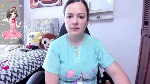 Snapshot of hidianapaola chatting on 12-18-25, 06:47 Diana online show from 12-18-25, 06:47