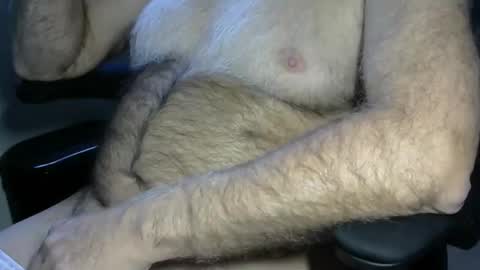 Snapshot of higgins11 chatting on 02-01-26, 08:51 higgins11 online show from 02-01-26, 08:51