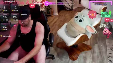 Snapshot of highclass92i chatting on 11-08-25, 07:19 High4This online show from 11-08-25, 07:19