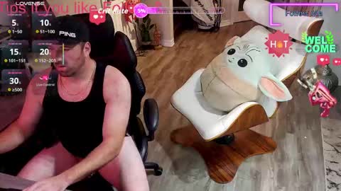 Snapshot of highclass92i chatting on 11-22-25, 03:05 High4This online show from 11-22-25, 03:05