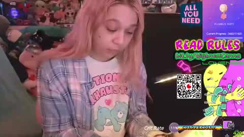 Snapshot of highnesscanna chatting on 01-10-25, 10:39 HiGHNESS CANNA online show from 01-10-25, 10:39