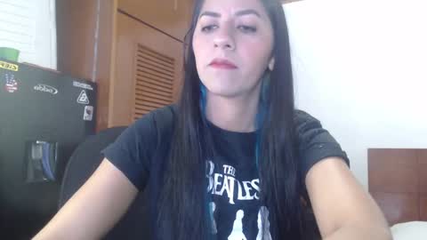 Snapshot of hilari18 chatting on 01-19-25, 11:43 hilaril18 online show from 01-19-25, 11:43