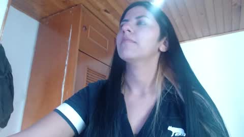 Snapshot of hilari18 chatting on 09-08-25, 07:24 hilaril18 online show from 09-08-25, 07:24