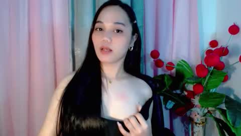 hilarymolly online show from 12-19-25, 09:55