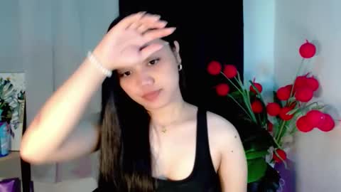 hilarymolly online show from 12-22-25, 09:01