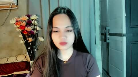 hilarymolly online show from 03-25-26, 03:12