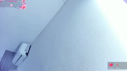 Hilary Thomsom online show from 02-24-26, 12:36