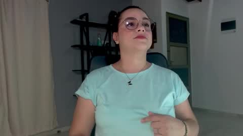 Miranda online show from 12-20-24, 01:25