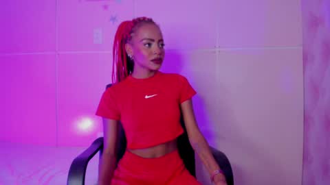 Snapshot of hillary_banks__ chatting on 01-12-25, 05:24 Hillary online show from 01-12-25, 05:24