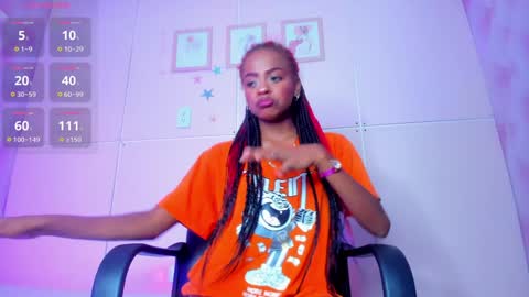 Snapshot of hillary_banks__ chatting on 01-16-25, 04:49 Hillary online show from 01-16-25, 04:49