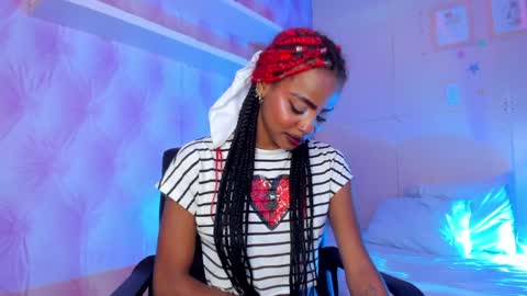 Snapshot of hillary_banks__ chatting on 01-22-25, 07:46 Hillary online show from 01-22-25, 07:46