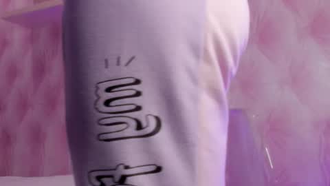 Snapshot of hillary_banks__ chatting on 03-06-25, 03:46 Hillary online show from 03-06-25, 03:46