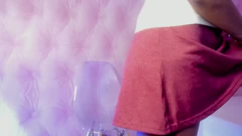 Snapshot of hillary_banks__ chatting on 03-09-25, 04:27 Hillary online show from 03-09-25, 04:27