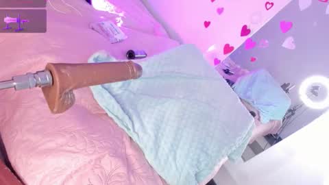  Hilary  online show from 12-04-25, 08:28